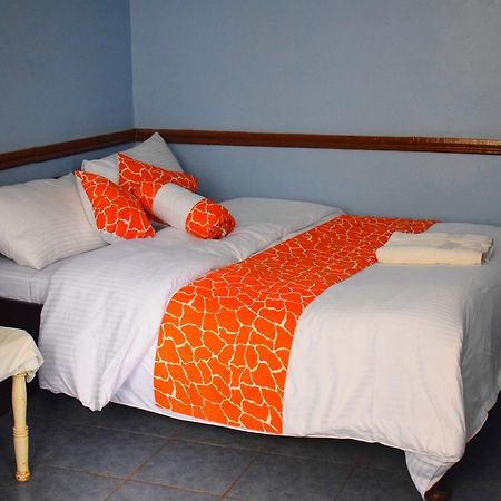 Sheywe Hotel Kakamega Екстериор снимка