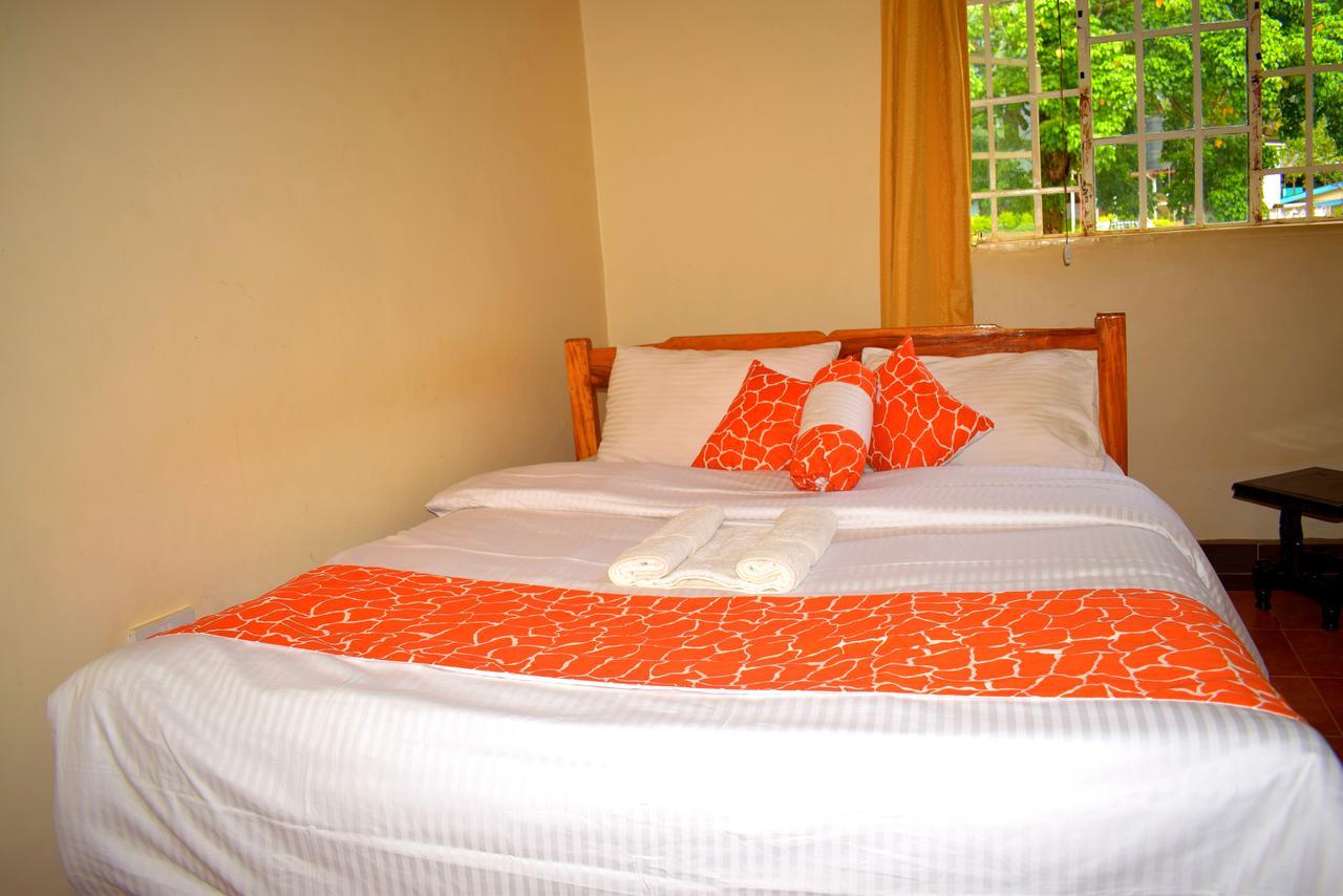 Sheywe Hotel Kakamega Екстериор снимка